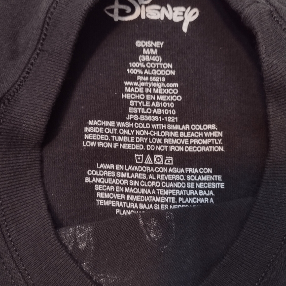 Disney 2022 T-Shirt Medium Black (read) - Picture 3 of 6